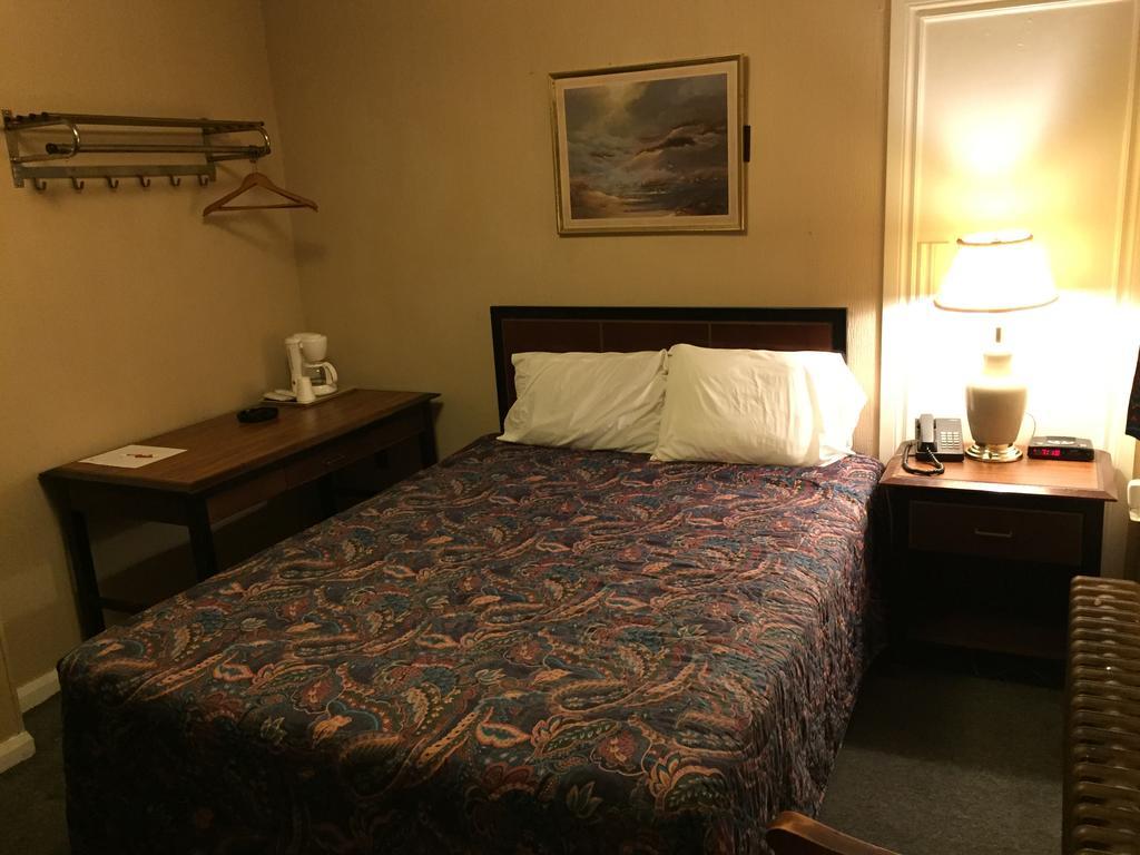 Shamrock Motel Midland Chambre photo