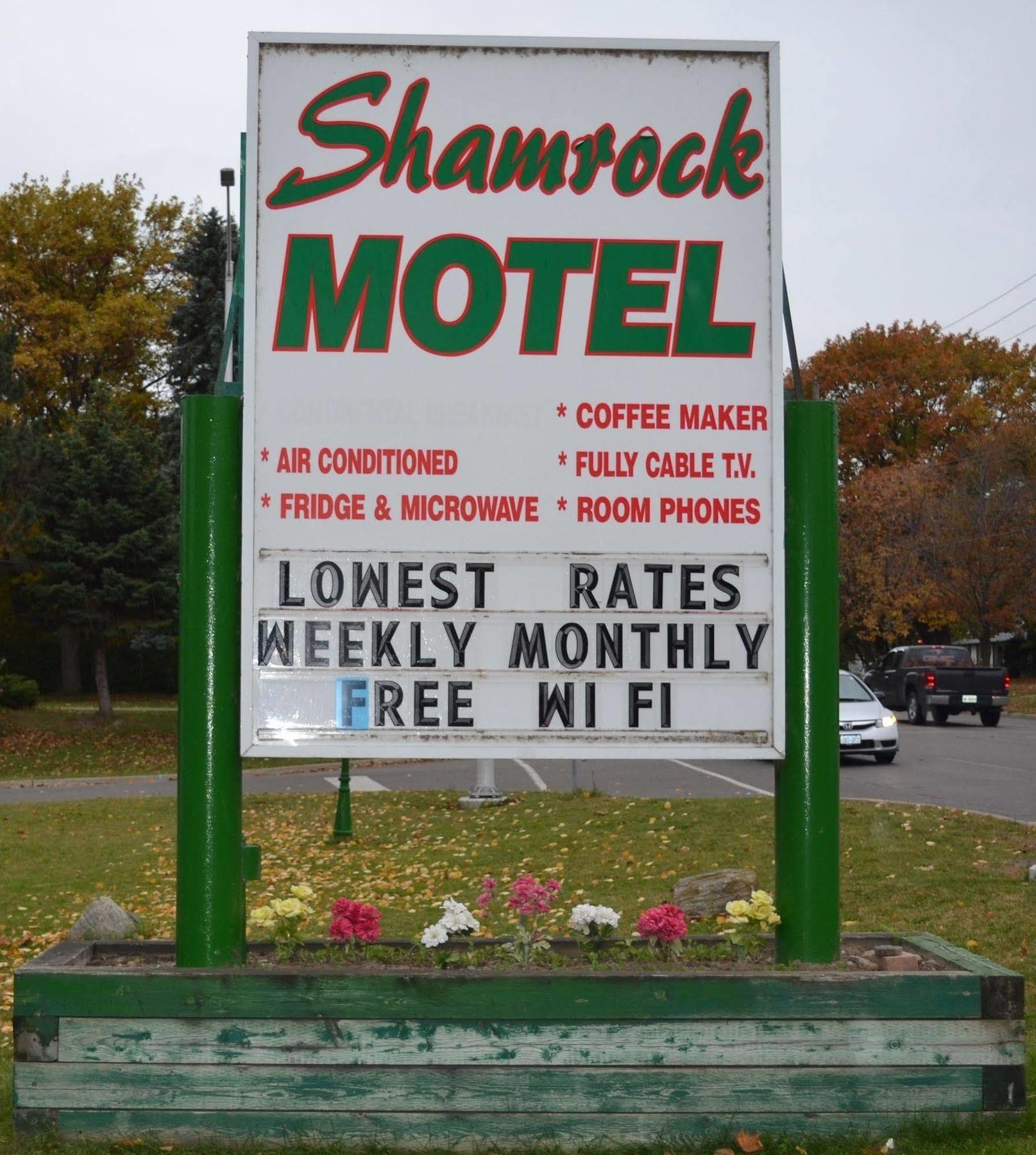 Shamrock Motel Midland Extérieur photo